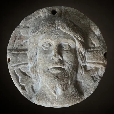 Marmorpatera, Christus mit Kreuznimbus Rhône Provence, wohl Arles Hauptansicht der Skulptur