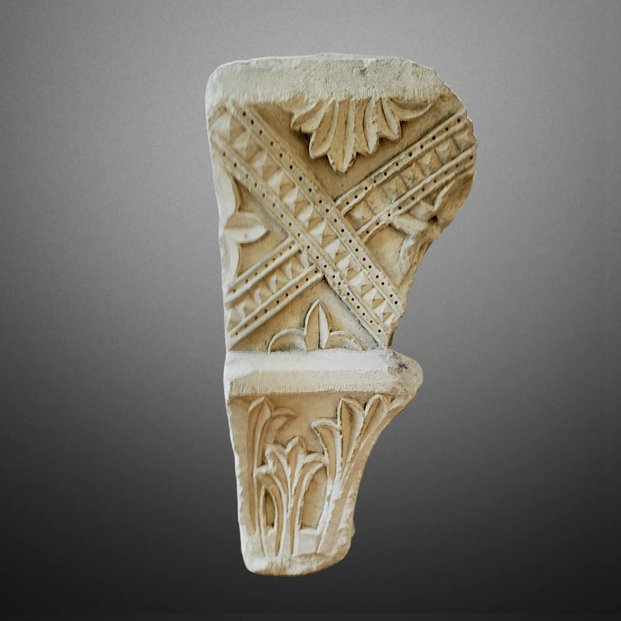 Romanesque capital. Paris or Île-de-France. View number 1