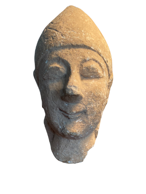 Tête de statue votive chypriote. Chypre archaïque.