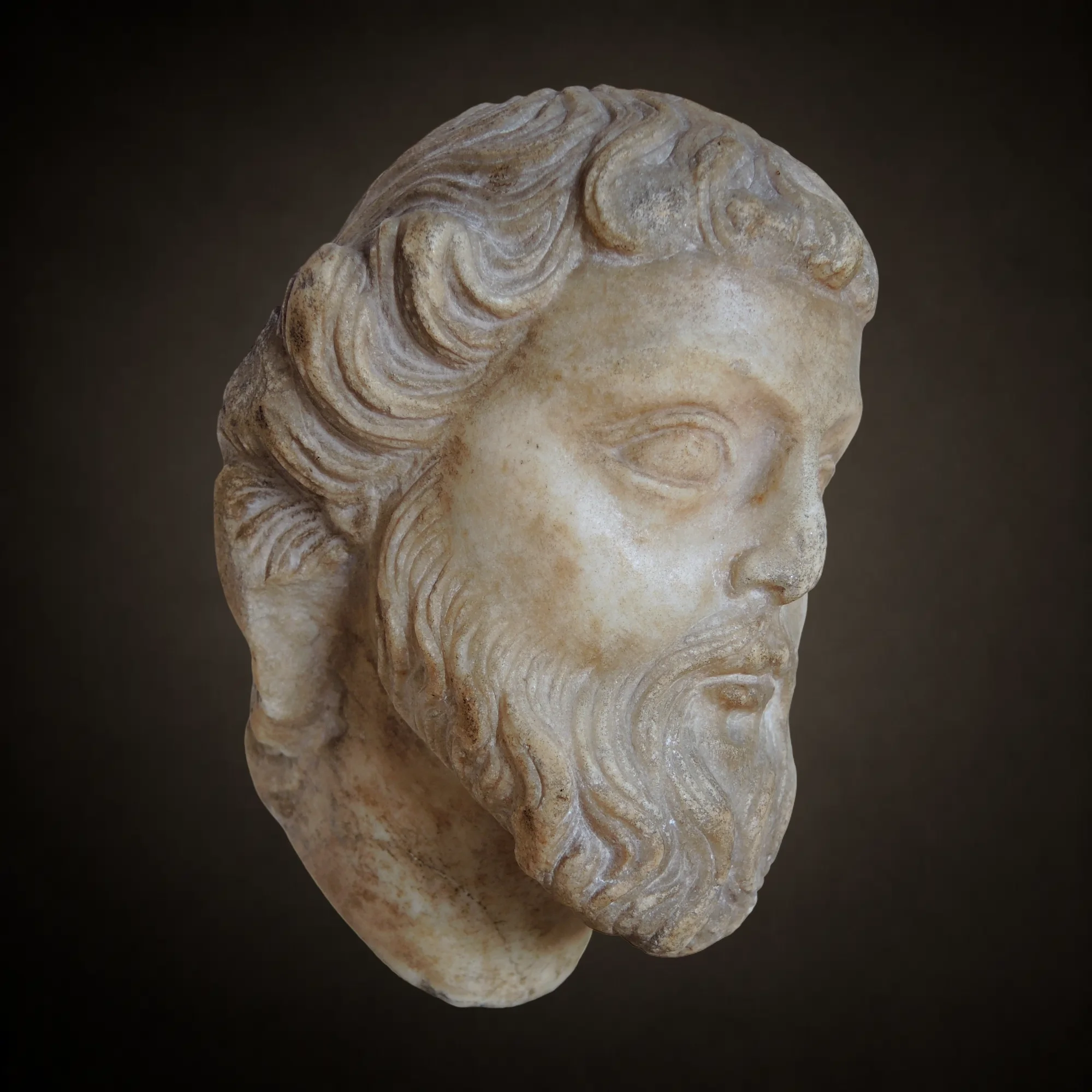 Tete de prophete Sienne Gano di Fazio vers 1315. Vue principale de la sculpture
