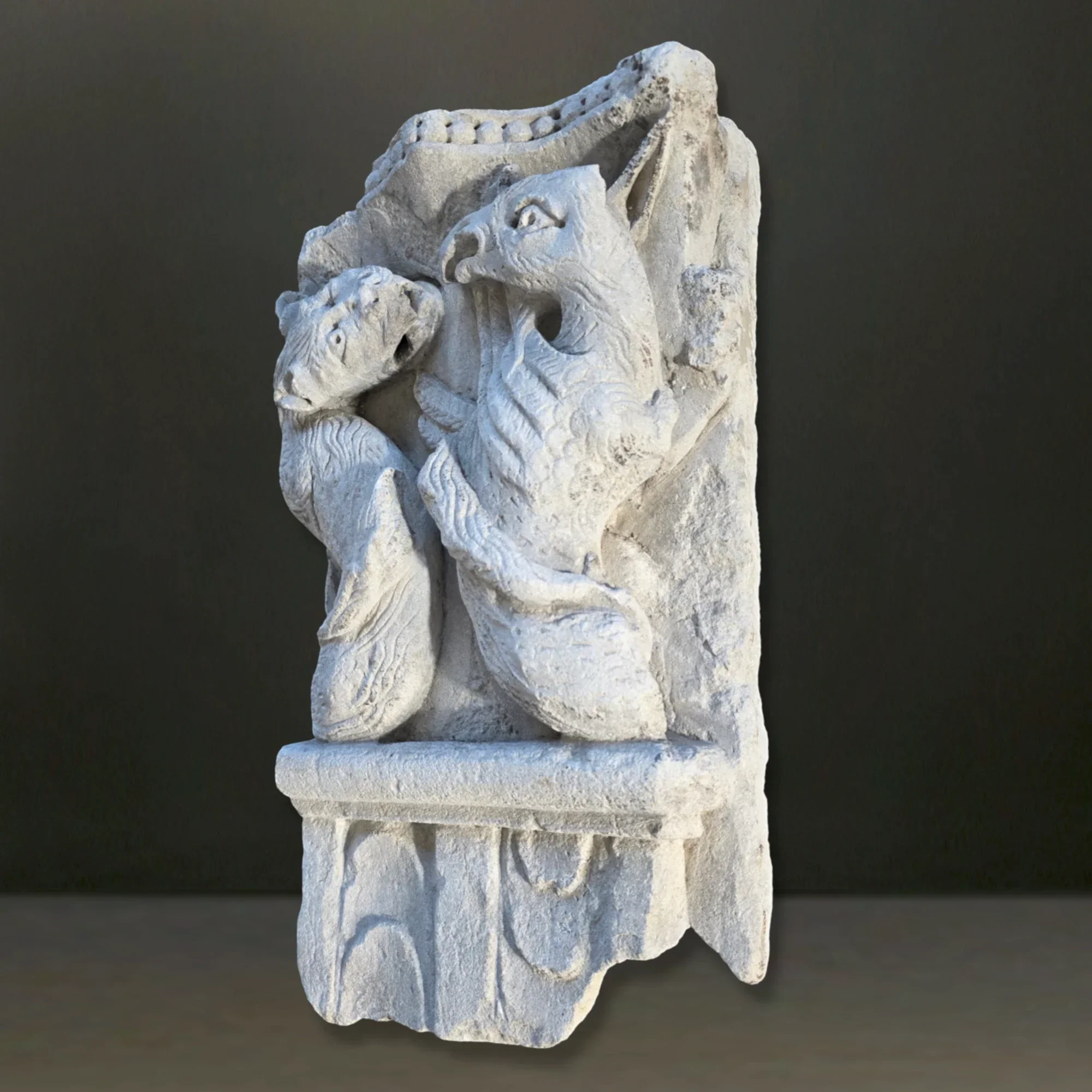 Panneau de frise - Bourgogne romane. Influences clunisiennes. Vue numéro 2